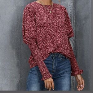 Floral sleeve blouse